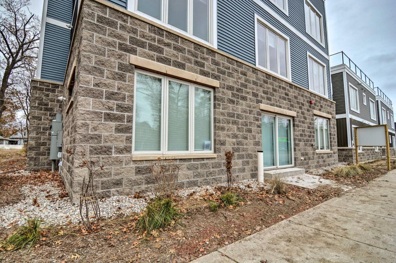 Modern Traverse City Condo About 1 Mi To Bay! Eksteriør billede